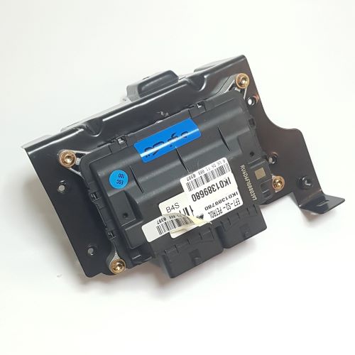 ای سی یو ECU EF7 یا واحد کنترل موتور با پایه (عمده) بسته 5 تایی